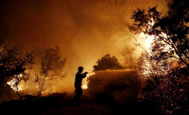 Българска гражданка е пострадала вследствие на пожарите в района на