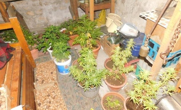 С полицейска мярка до 24 часа е задържан 38 годишен мъж