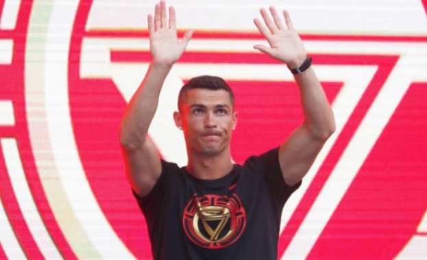 Новият нападател на Ювентус Кристиано Роналдо бе осъден на две