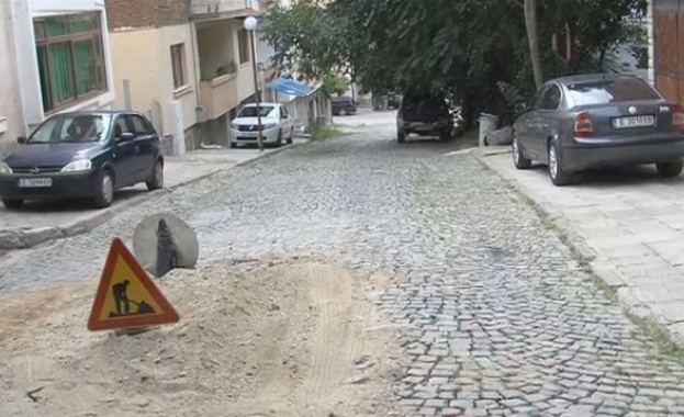 Блъснатото в Сандански шестгодишно момченце е стабилизирано но с реална