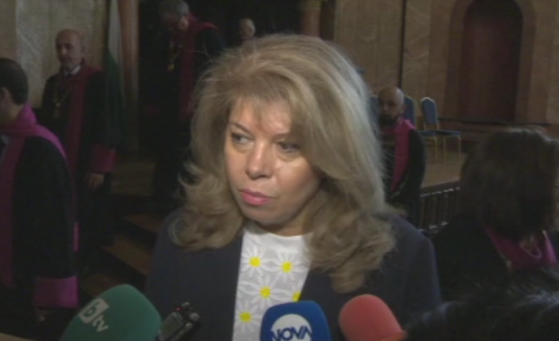 Вицепрезидентът Илияна Йотова ще бъде гост на честването на 50