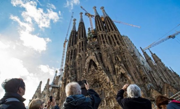 Службите предупреждават британците за възможна атака срещу катедралата в Барселона
