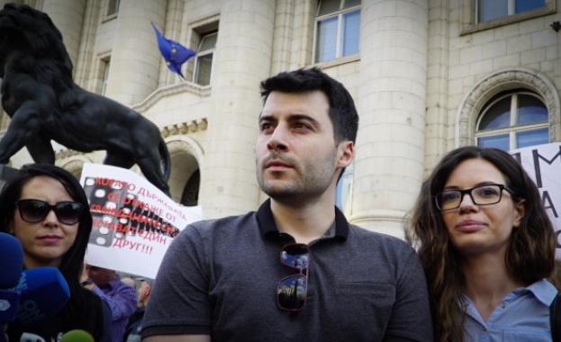 Определено вече се чувствам облекчен и нещата са доста по спокойни