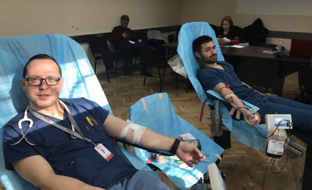 Депутати и служители в Народното събрание ще даряват безвъзмездно кръв