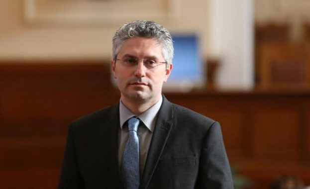 Станислав Стоянов положи клетва като депутат на мястото на бившия
