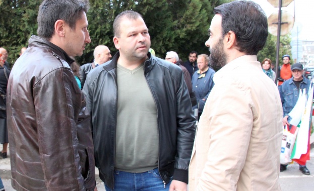 Как премиерът Бойко Борисов ще спира частен строеж къде са