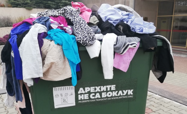 В разгара на пролетното почистване все по честа гледка стават изхвърлените