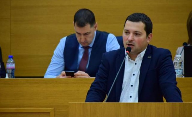 Кметът на Пловдив Иван Тотев оцеля като председател на УС
