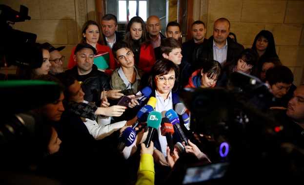 Днес внесохме 6 хиляди подписа в ЦИК и получихме 6