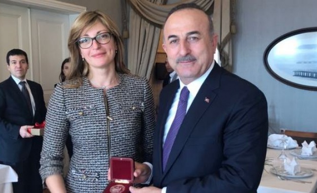 България е отложила планирано за днес посещение на турския външен