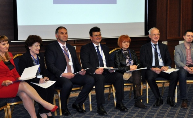 Коефициентът на редукция на пенсията от първия стълб у нас