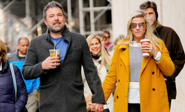 Актьорът Бен Афлек и приятелката му продуцентката Линдзи Шукъс отново