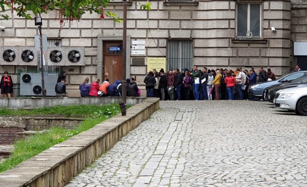 Политическа партия МИР остро протестира срещу бавния и неефективен начин