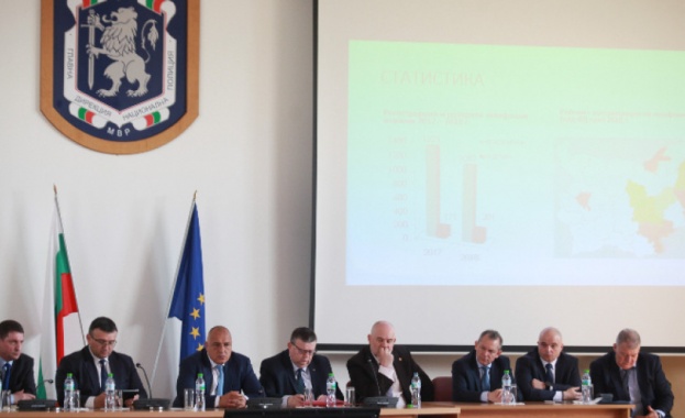 Телефонните измамници са присвоили 8 милиона лева от граждани през