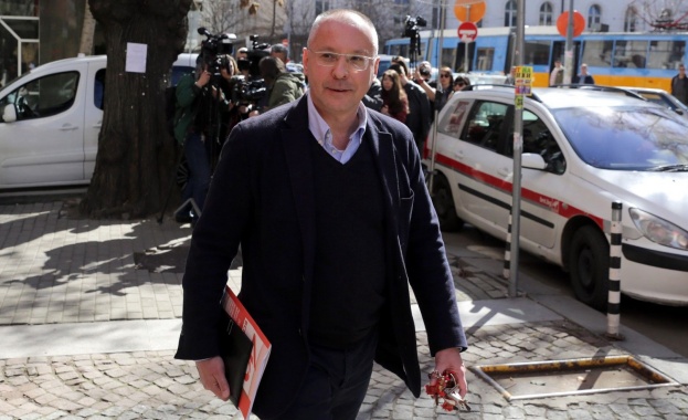 Тръгваме заедно към Европа с програмите на БСП и ПЕС