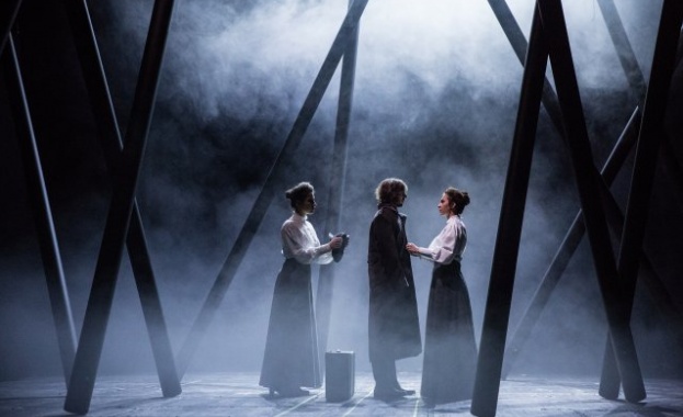 Спектакълът Дебелянов и ангелите на Пловдивския драматичен театър е отличен