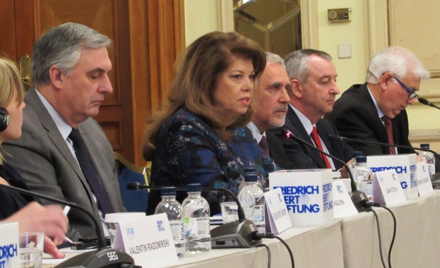 Русия е непосредствен съсед на Европейския съюз с който трябва