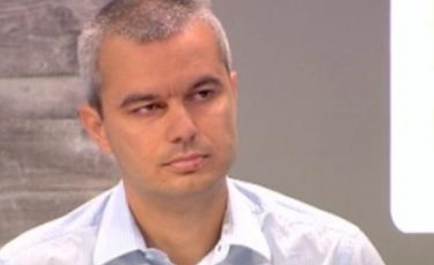 Главата на Римо католическата църква папа Франциск е в България