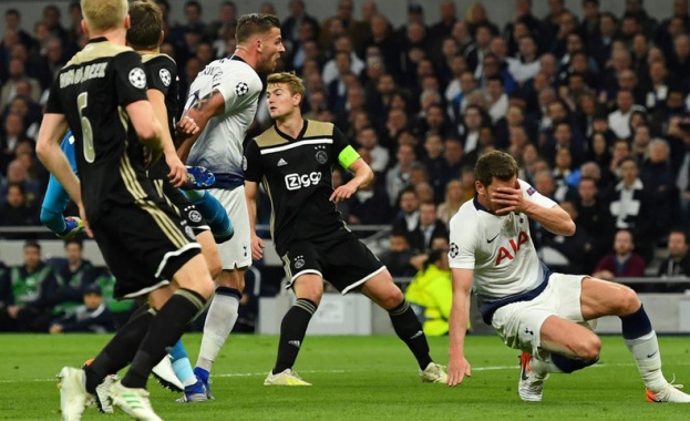 Във футбола да се въведат временни смени Такова предложение отправи