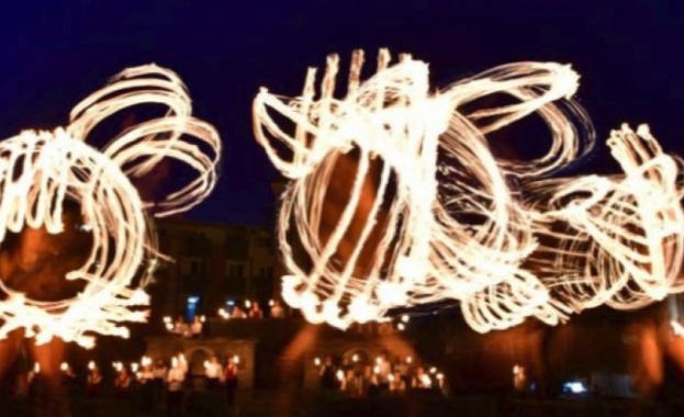 Огънят на Майските дни на културата бе запален снощи в