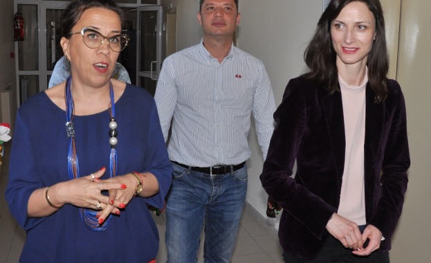 Водачът на листата на ГЕРБ СДС за депутати в ЕП Мария