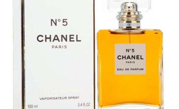 На тази дата през 1921 г Коко Шанел представя легендарния