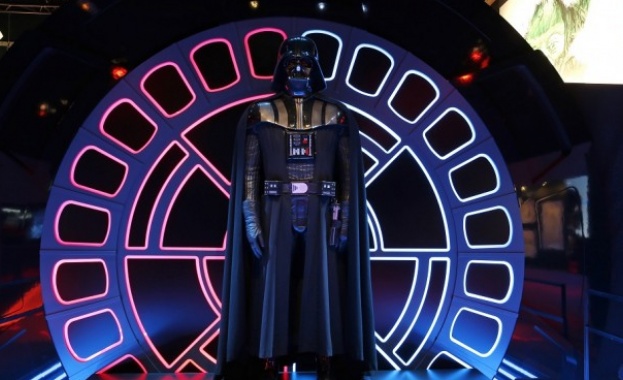 Рядък оригинален костюм на Дарт Вейдър един от най култовите