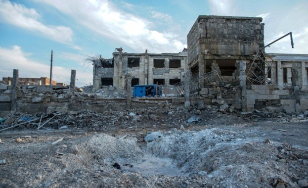 Сирийските провинции Хама и Идлиб бяха подложени на най малко 110