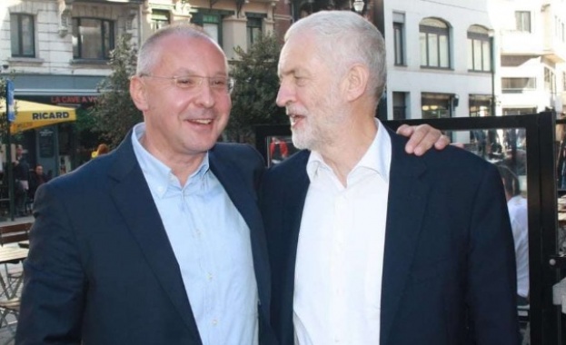 Лидерът на Лейбъристите във Великобритания Джеръми Корбин и лидерът на