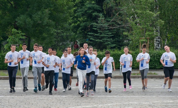 Второто издание на безплатното щафетно бягане за ученици и училищни