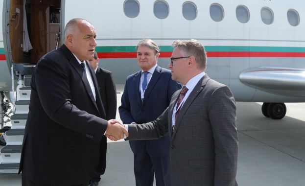 Премиерът Бойко Борисов пристигна в румънския град Сибиу за участие