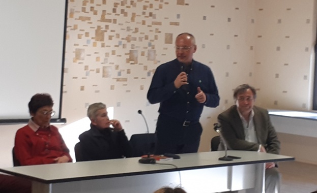 Знам че бъдещето на българската енергетика вълнува хиляди семейства в