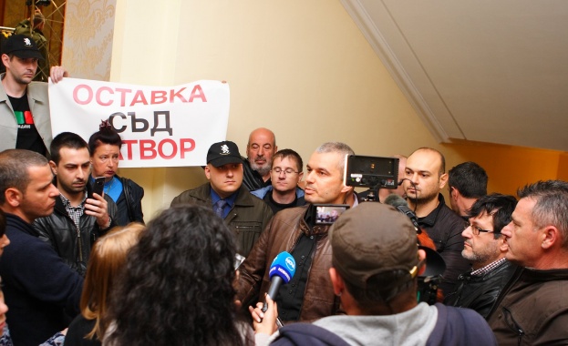 Вчера беше ден за отговори Отговори от институции министри и