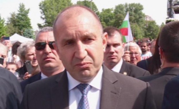 Президентът Румен Радев присъства в Асеновград на празника на града
