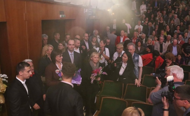 Борисов е изхарчил еднолично за две години 5 9 млрд