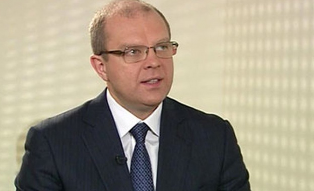 КРОСС Джойслин Бенет разказа как ВТВ Капитал е скрила участието