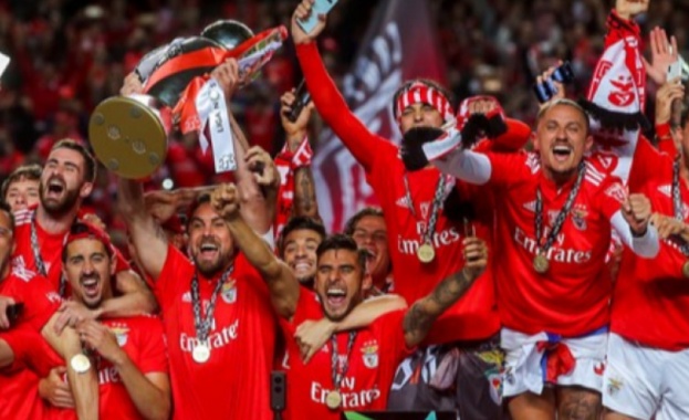 Бенфика спечели титлата в португалското футболно първенство за 37-ми път,