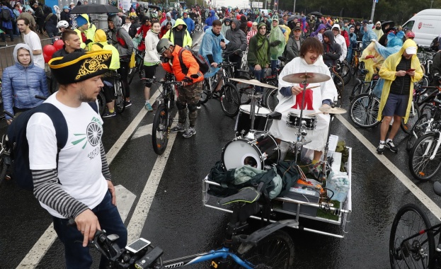 Рекордните 40 хиляди души се включиха в пролетния велофестивал в