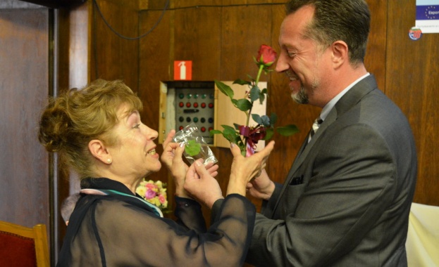 Сегашната власт загуби най важното човешкия си облик Това е власт