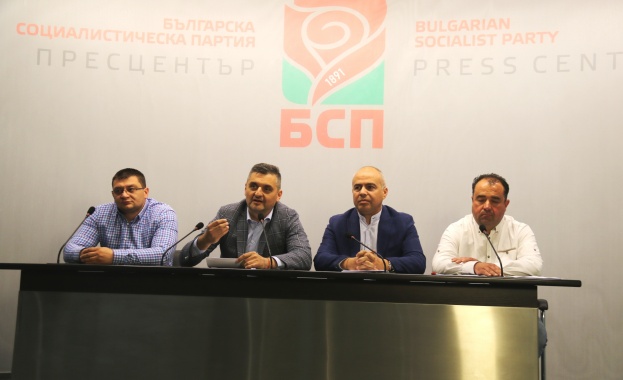 През последната седмица се упражнява административен полицейски и икономически натиск