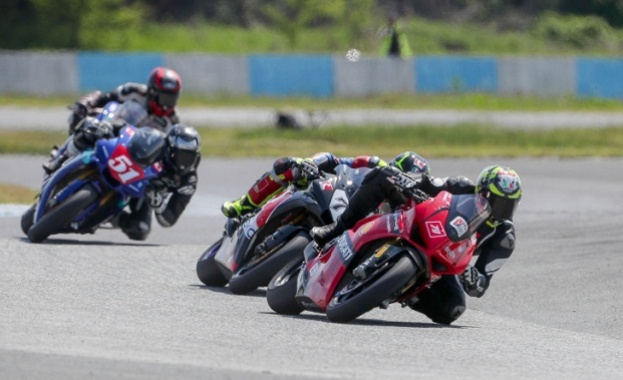 Въпреки някои непредвидени технически проблеми състезателят на Overdrive Racing Ангел