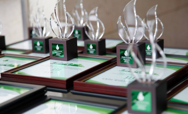 Българинът Атанас Скатов взе най голям процент от гласовете в публичното