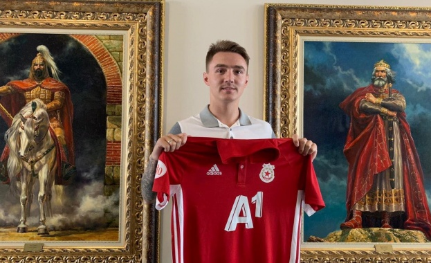 ЦСКА направи втори входящ трансфер в рамките на два дни Червените