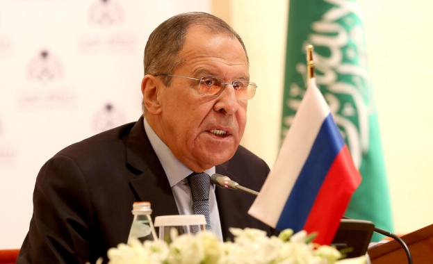 Работните посещение на президента Радев и премиера Борисов активизираха политическия