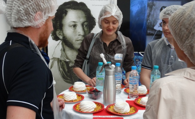 Хуманитарна акция на Росатом събра в залите на РКИЦ много