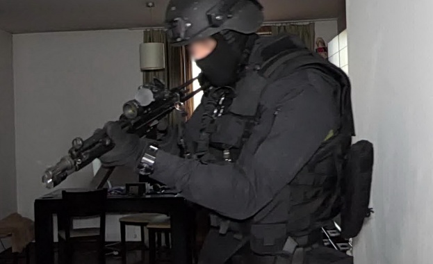 Специализираната прокуратура привлече към наказателна отговорност 10 лица за участие