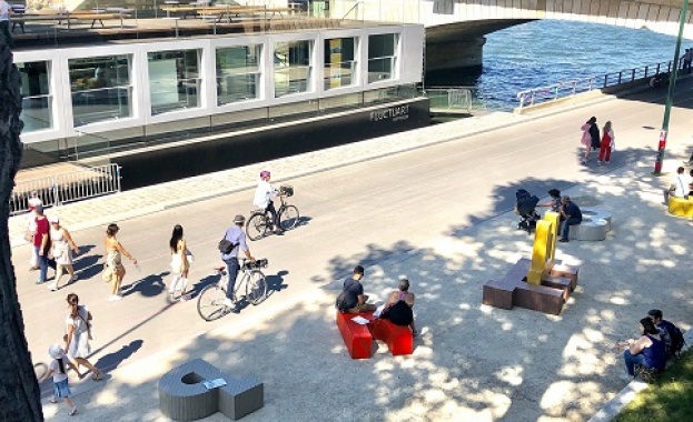 Български букви като арт инсталации на открито се появиха в