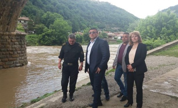 Министърът на вътрешните работи Младен Маринов посети Велико Търново където