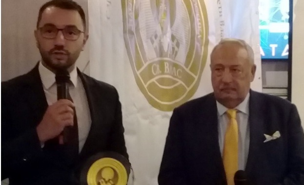 Милен Цветков взе специалната награда за цялостен принос за оригинални