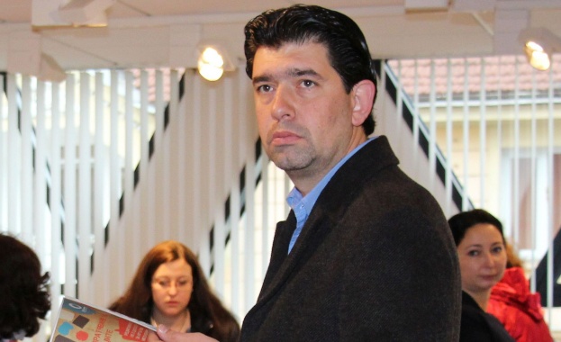 Сечта на дървета на столичния централен булевард България №115 е